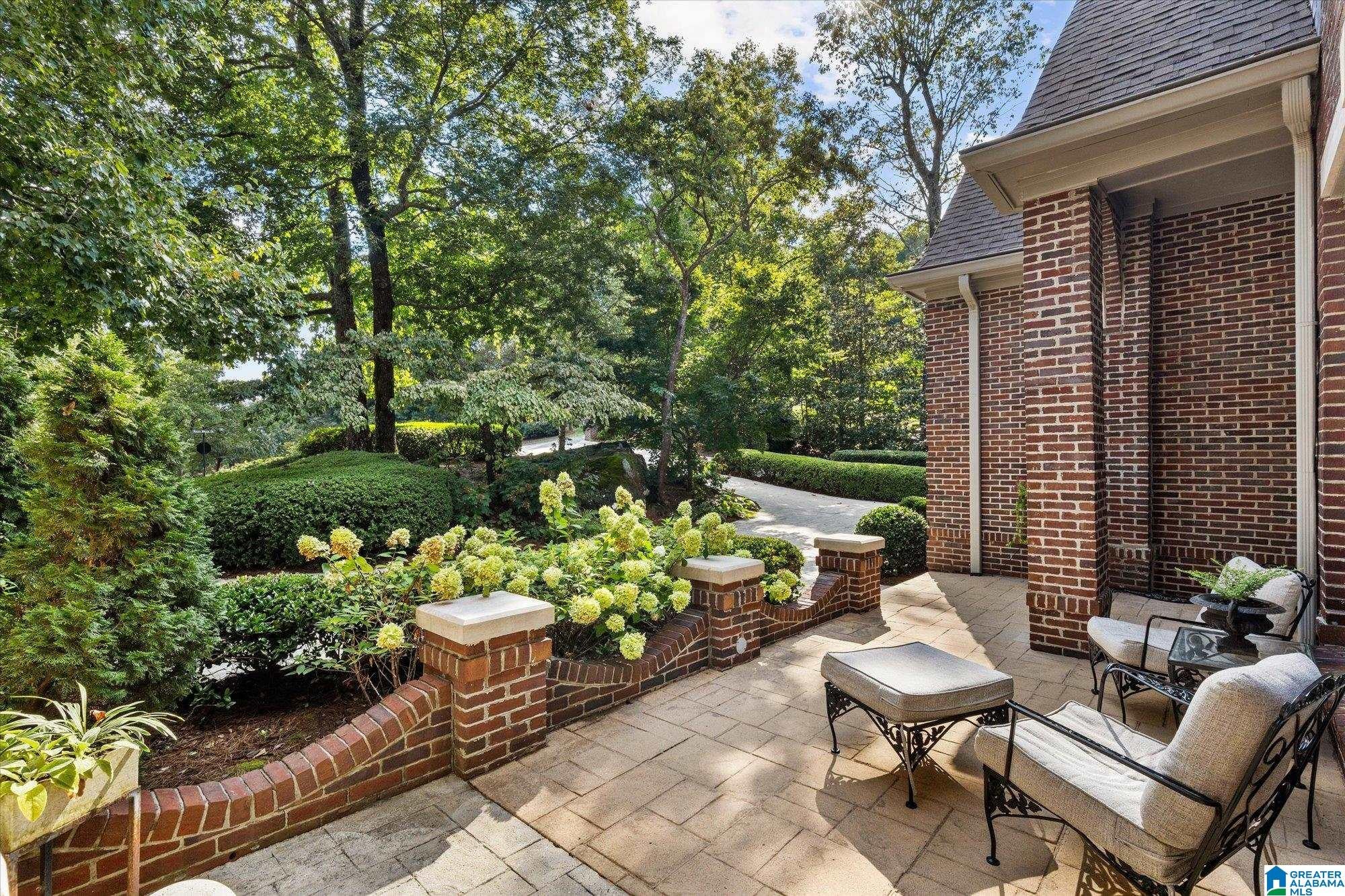 1970 ROCKY BROOK DRIVE
