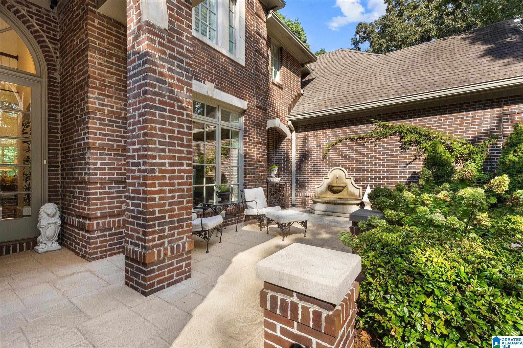 1970 ROCKY BROOK DRIVE