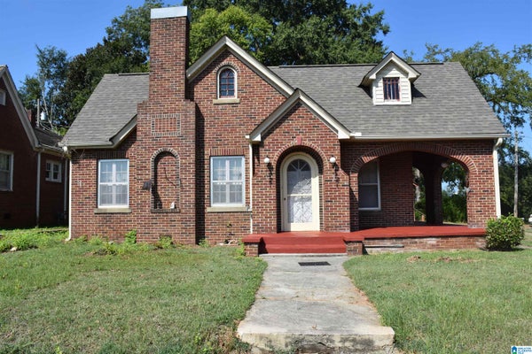 107 N MAIN AVE, SYLACAUGA, AL 35150 - Image f92e444c4cb4cd2545e6ad889889fa4e/2893110126