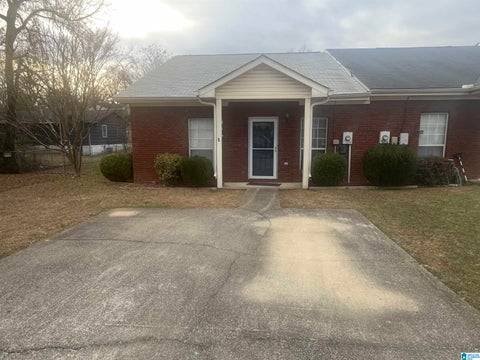 Photo of 1818 Copperfield Lane NW, CENTER POINT, AL 35215 (MLS # 21441186)