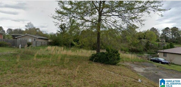 208 23RD TER NW # 1, CENTER POINT, AL 35215 - Image f95f8671e68f3bfdb61bf1b0bbcdbb17/1338736953