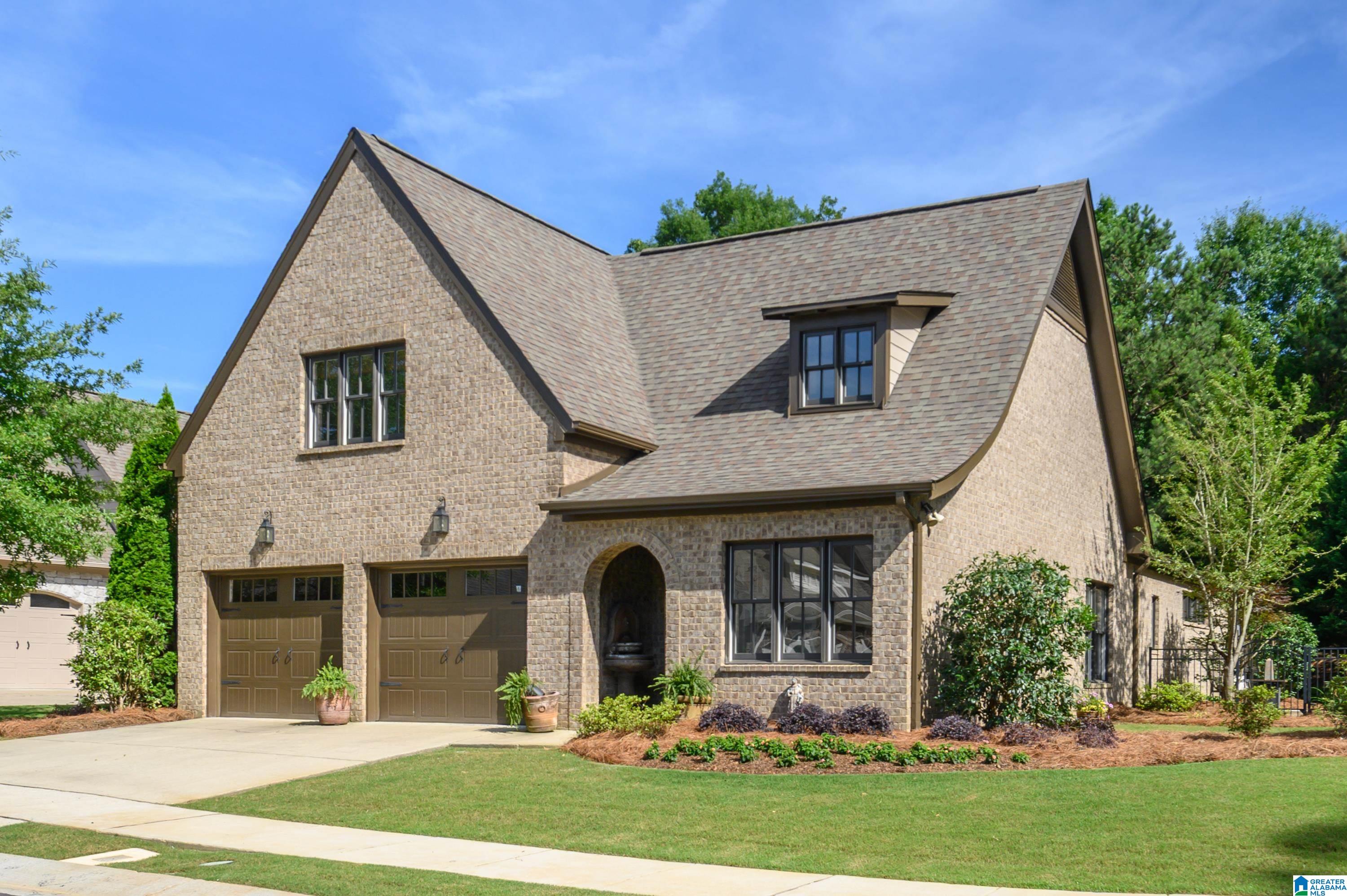 1048 DANBERRY LANE