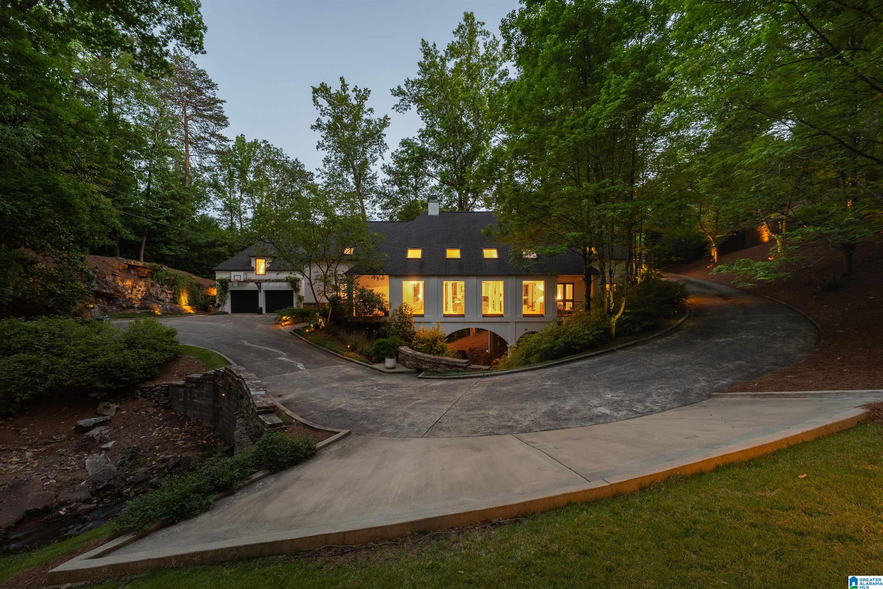 2211 LANE PARK ROAD