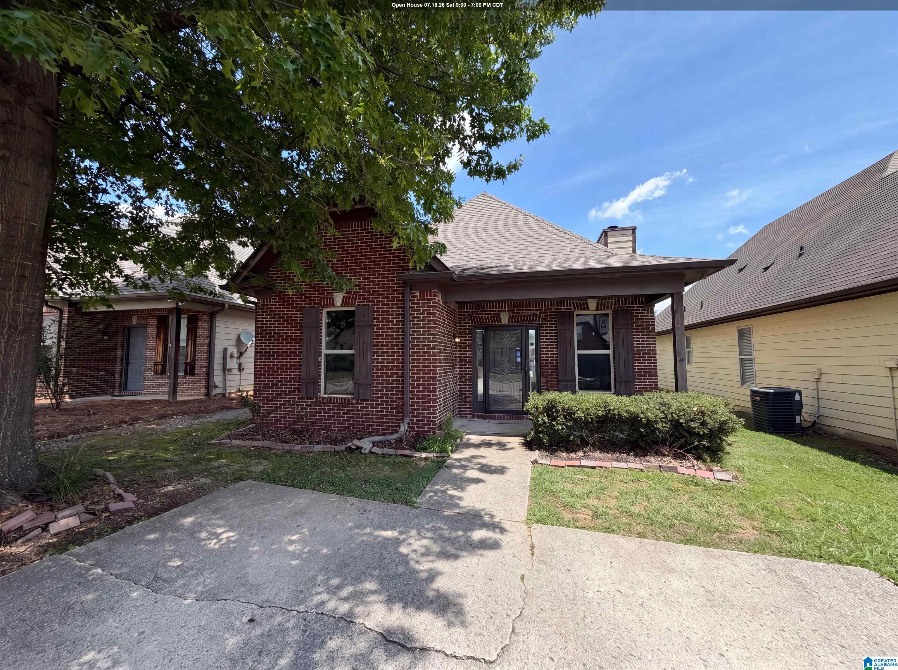 Photo 1 of 19 — 1124 WASHINGTON DRIVE, MOODY, AL 35004