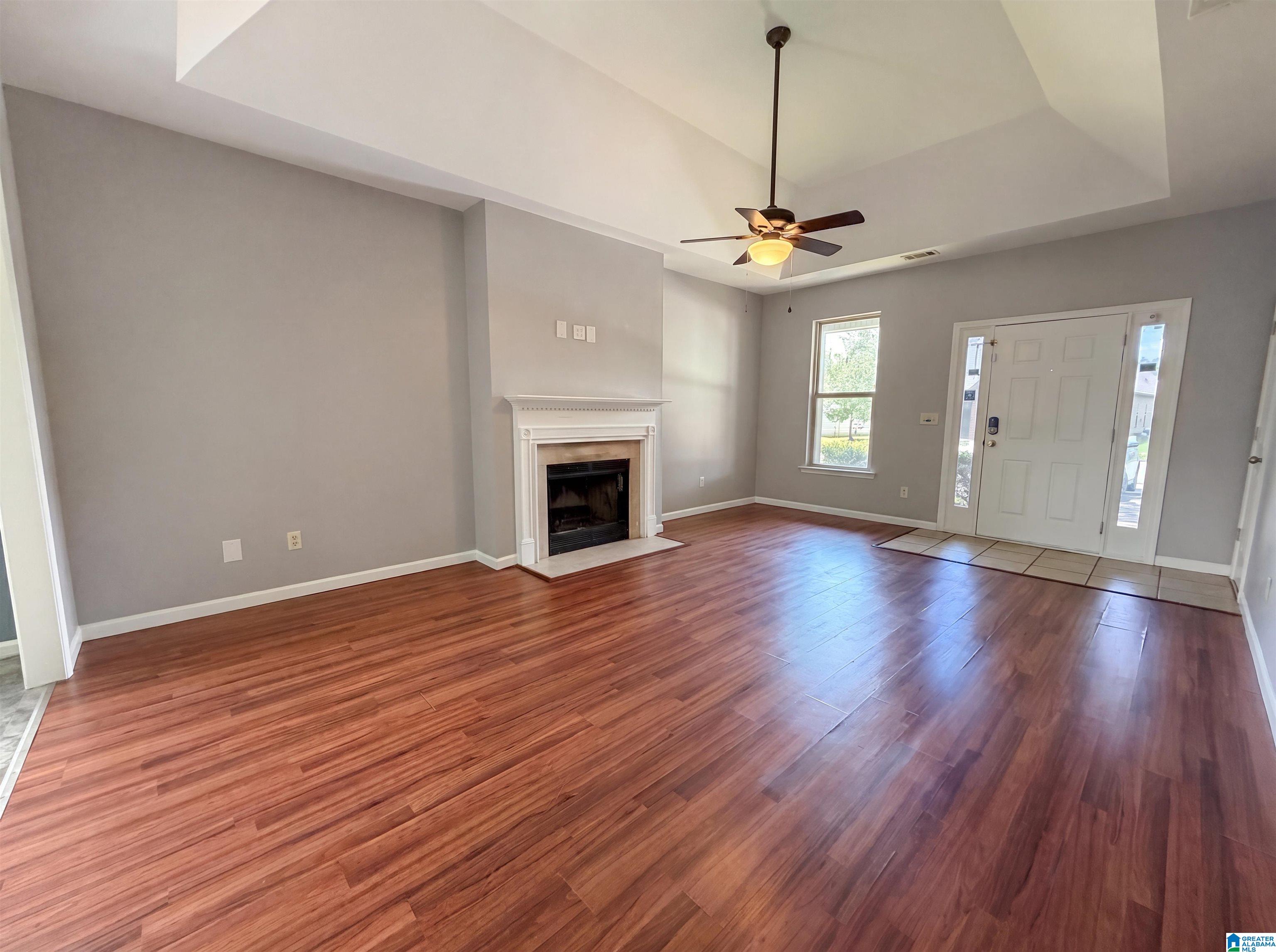 1124 WASHINGTON DRIVE