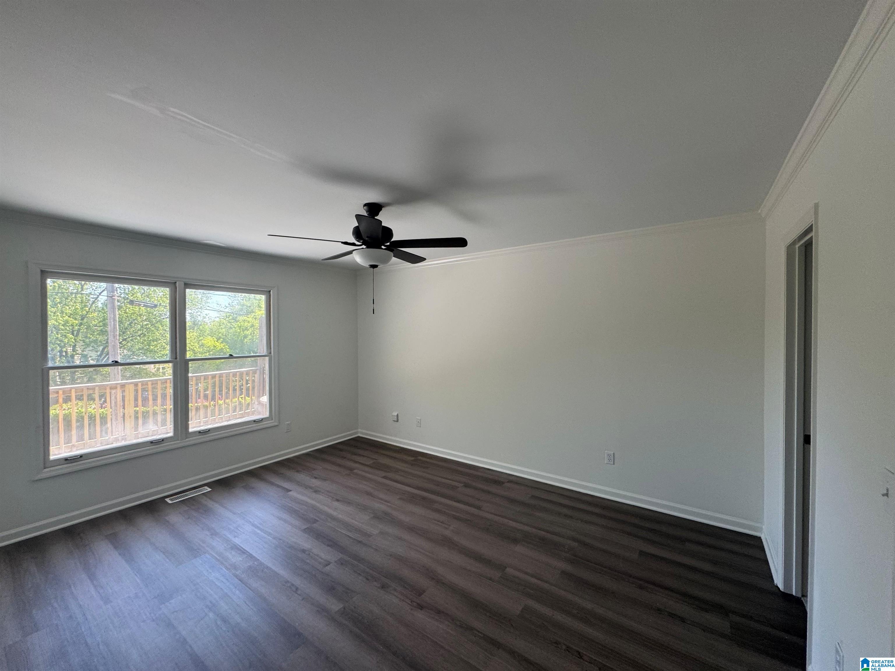 236 WOODBURY LANE