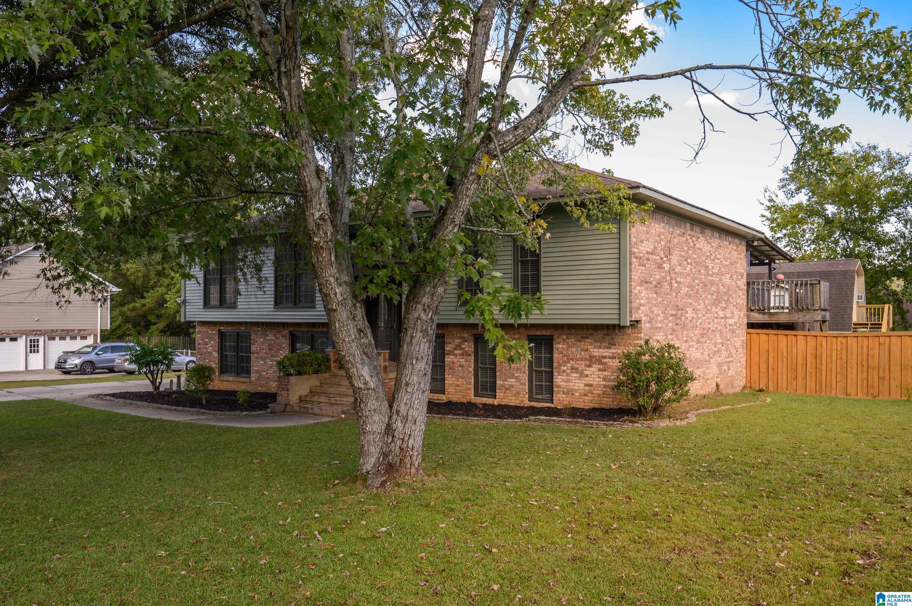 605 VALLEYVIEW DRIVE