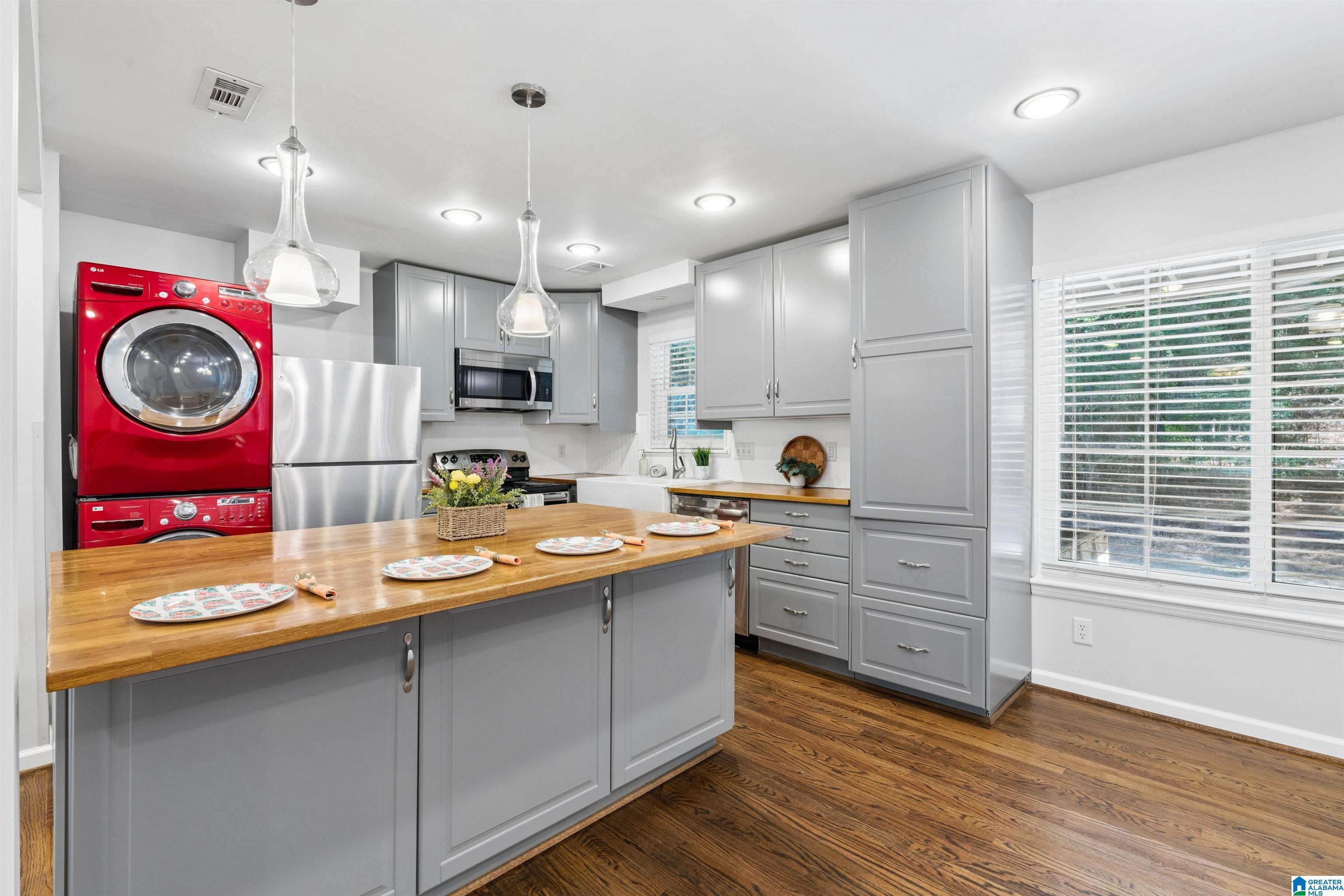 2202 MONTREAT CIRCLE A