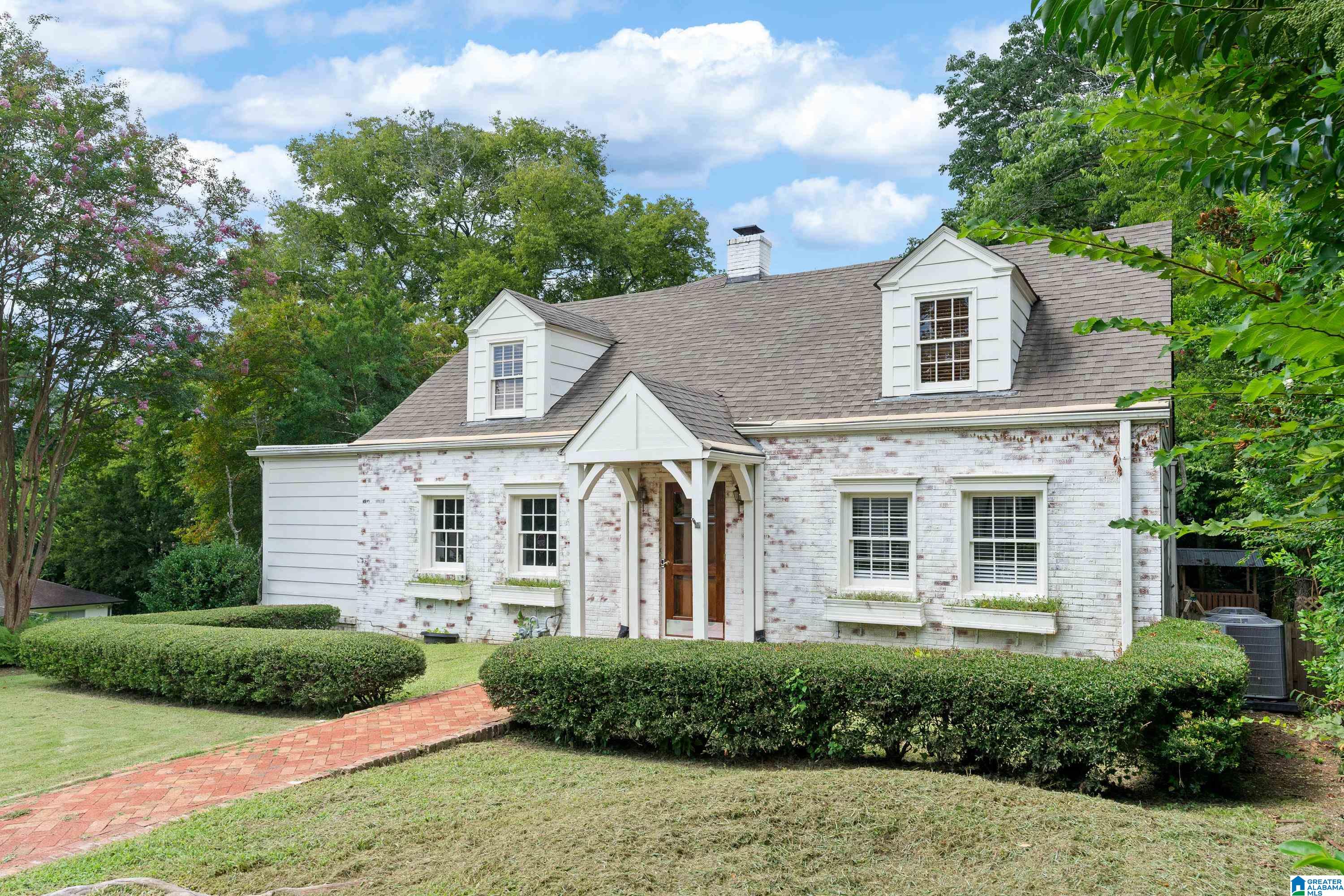 Photo 1 of 24 — 12 MONTEVALLO TERRACE, MOUNTAIN BROOK, AL 35213