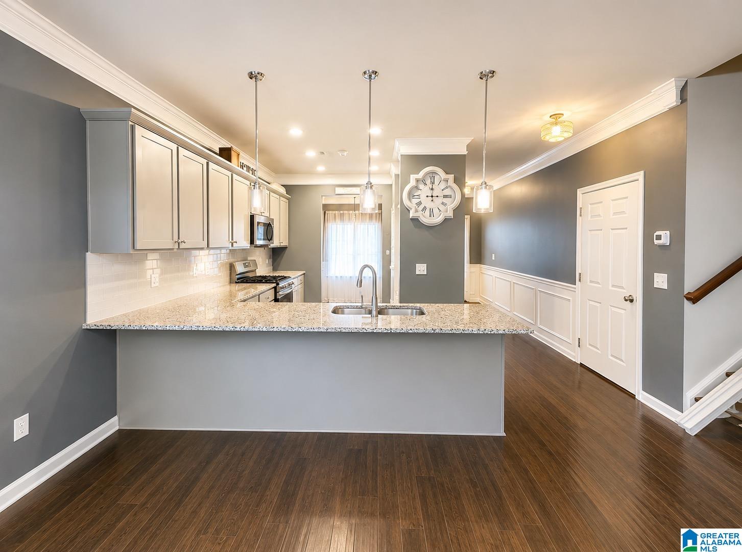 3175 BOARDWALK LANE