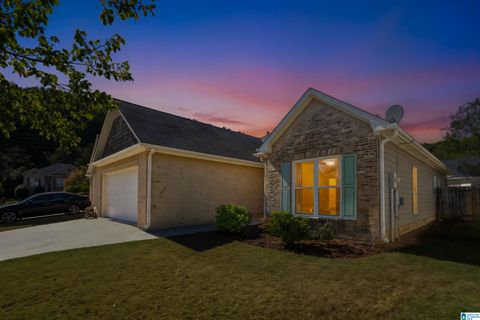 104 LANTANA CIRCLE PELHAM AL 35124