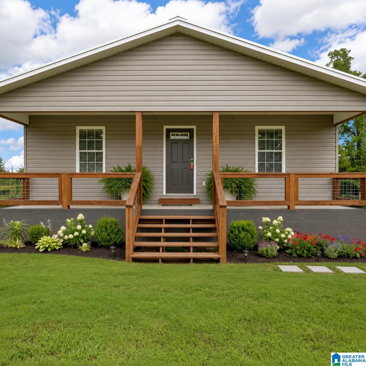 572 NAIL ROAD