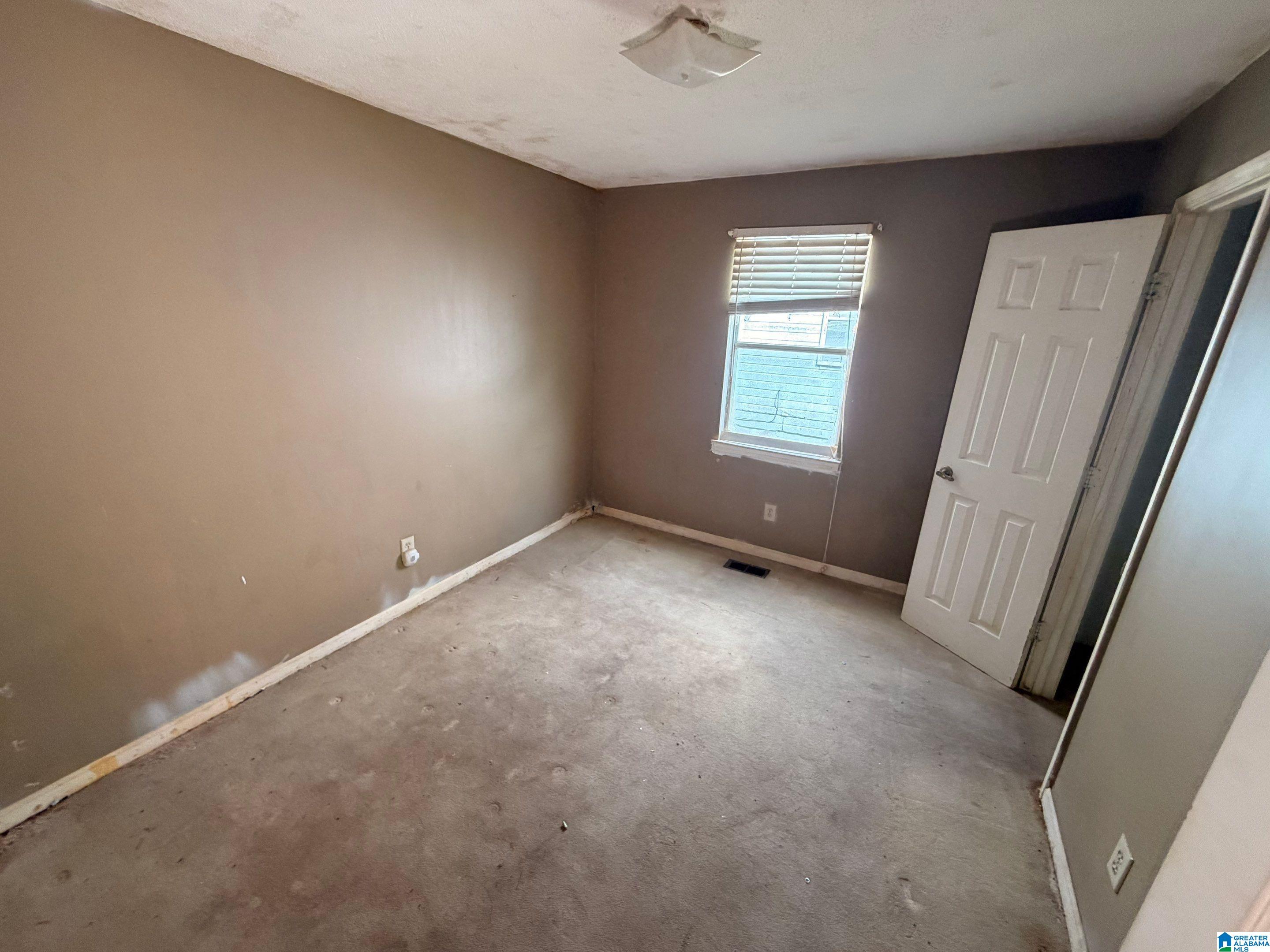 9656 WILLIAMSBURG DRIVE