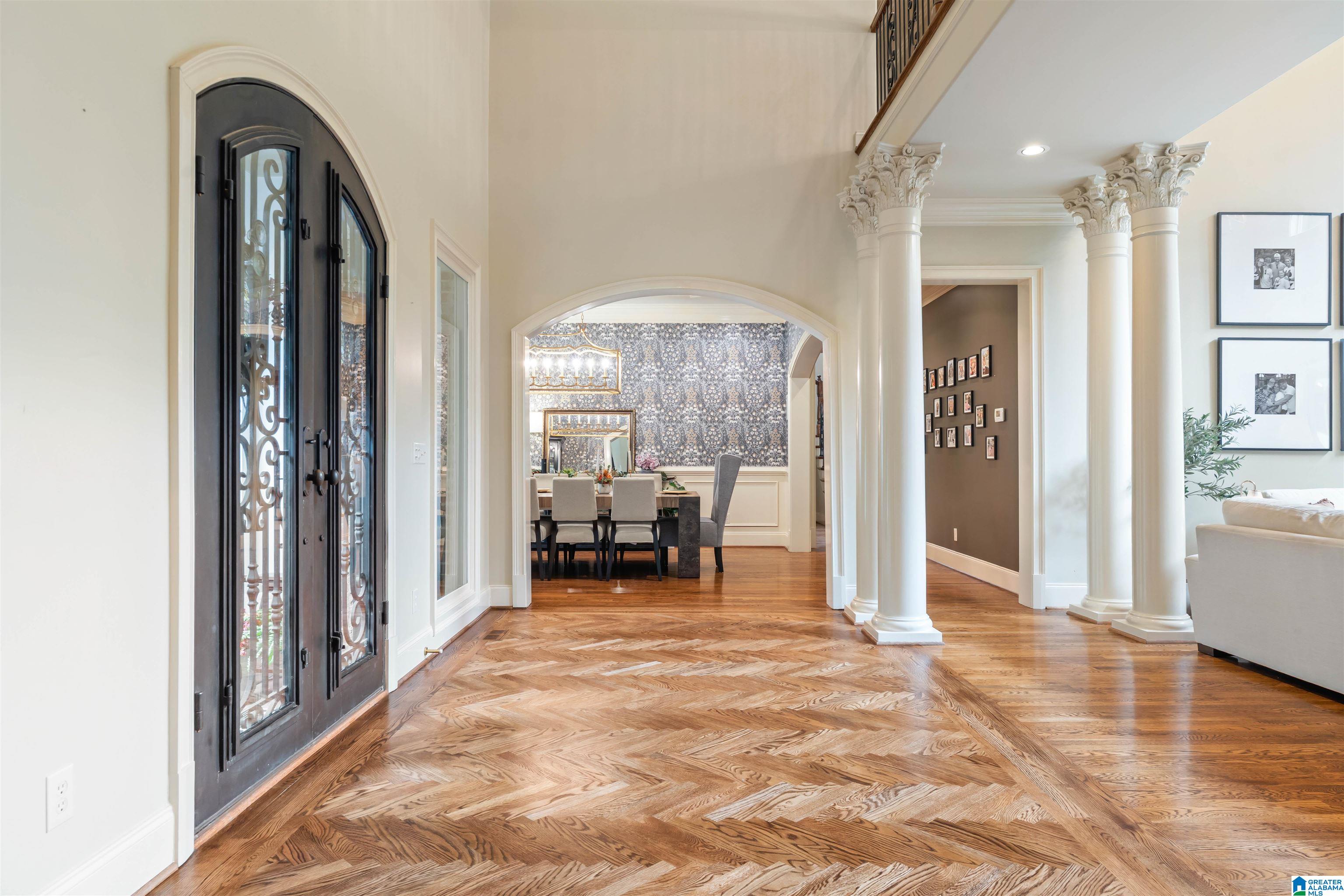9 MONTAGEL WAY