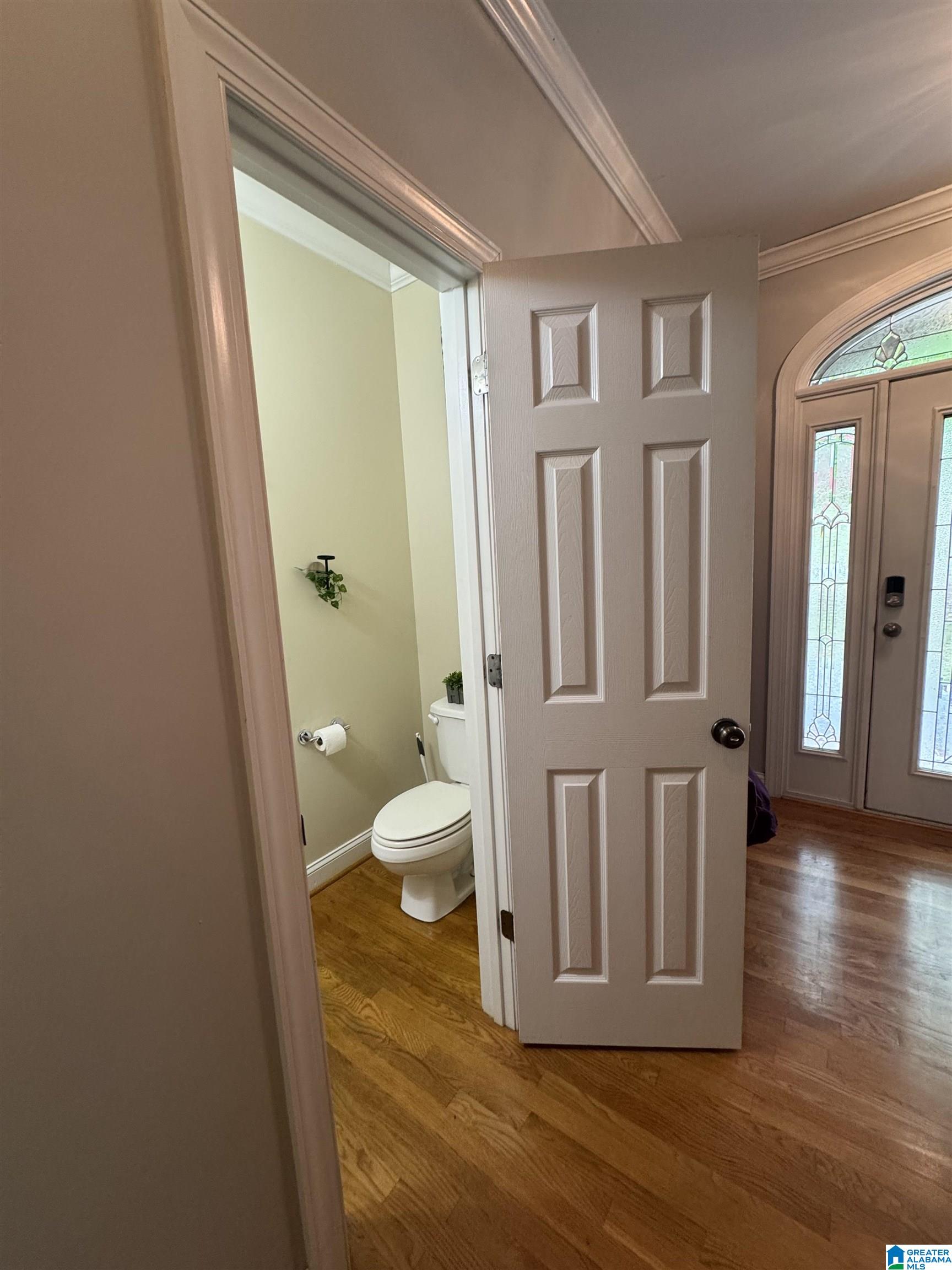 9067 INDEPENDENCE DRIVE