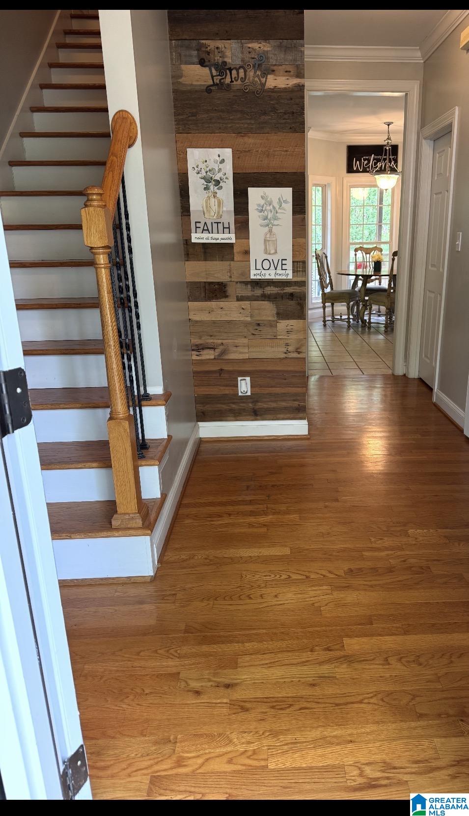 9067 INDEPENDENCE DRIVE