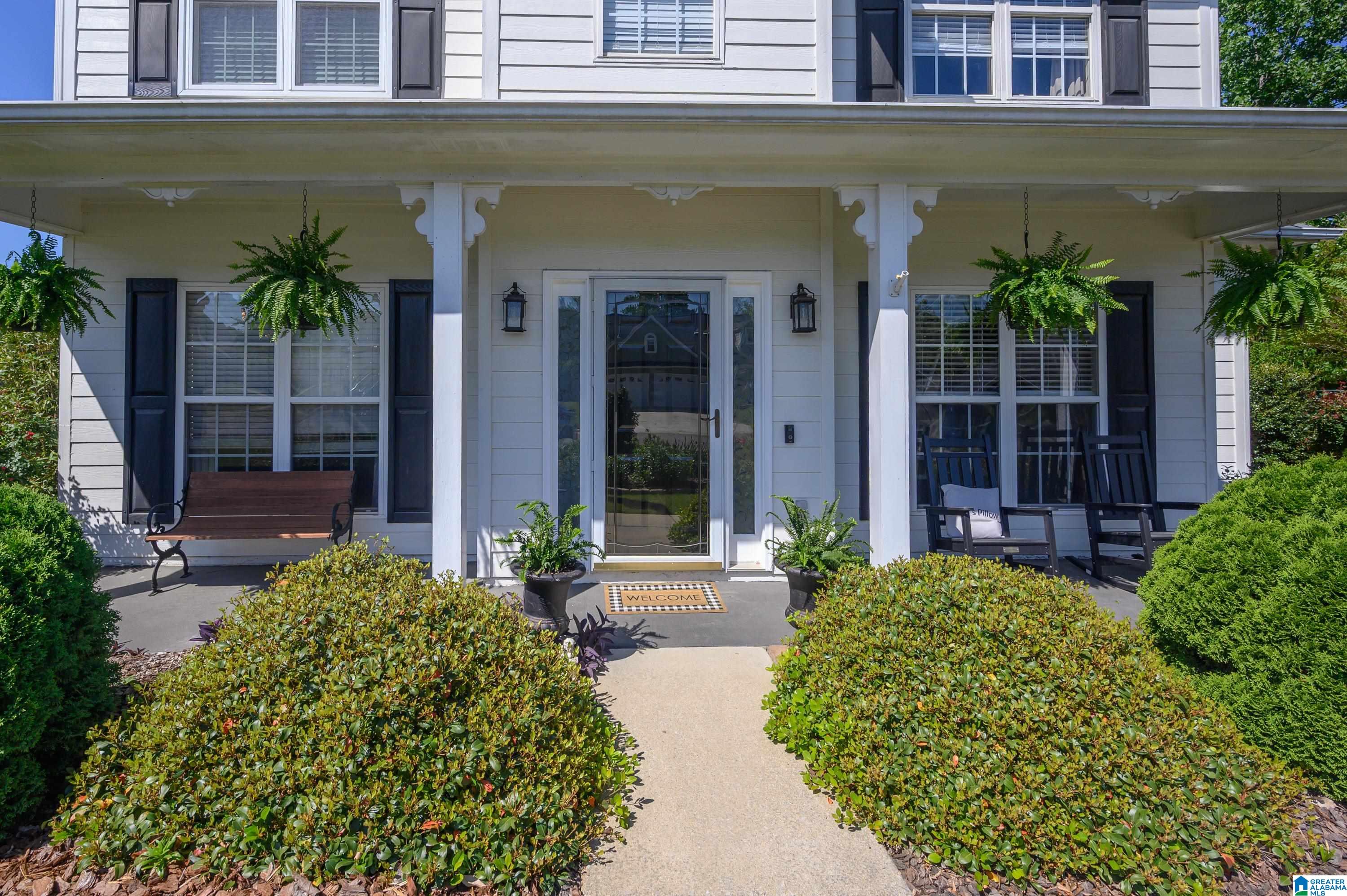 108 VICTORIA STATION