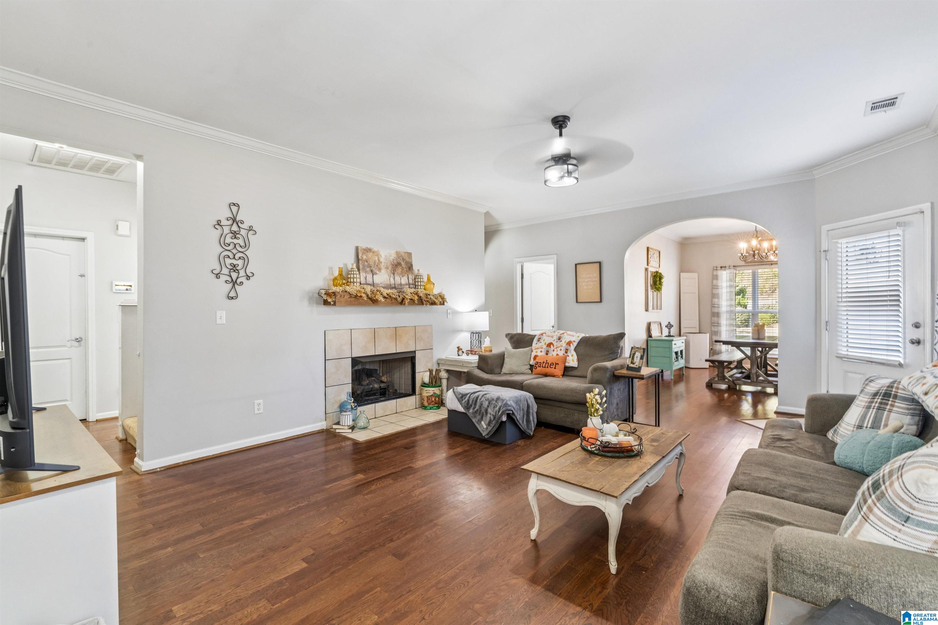 5297 PROMENADE DRIVE