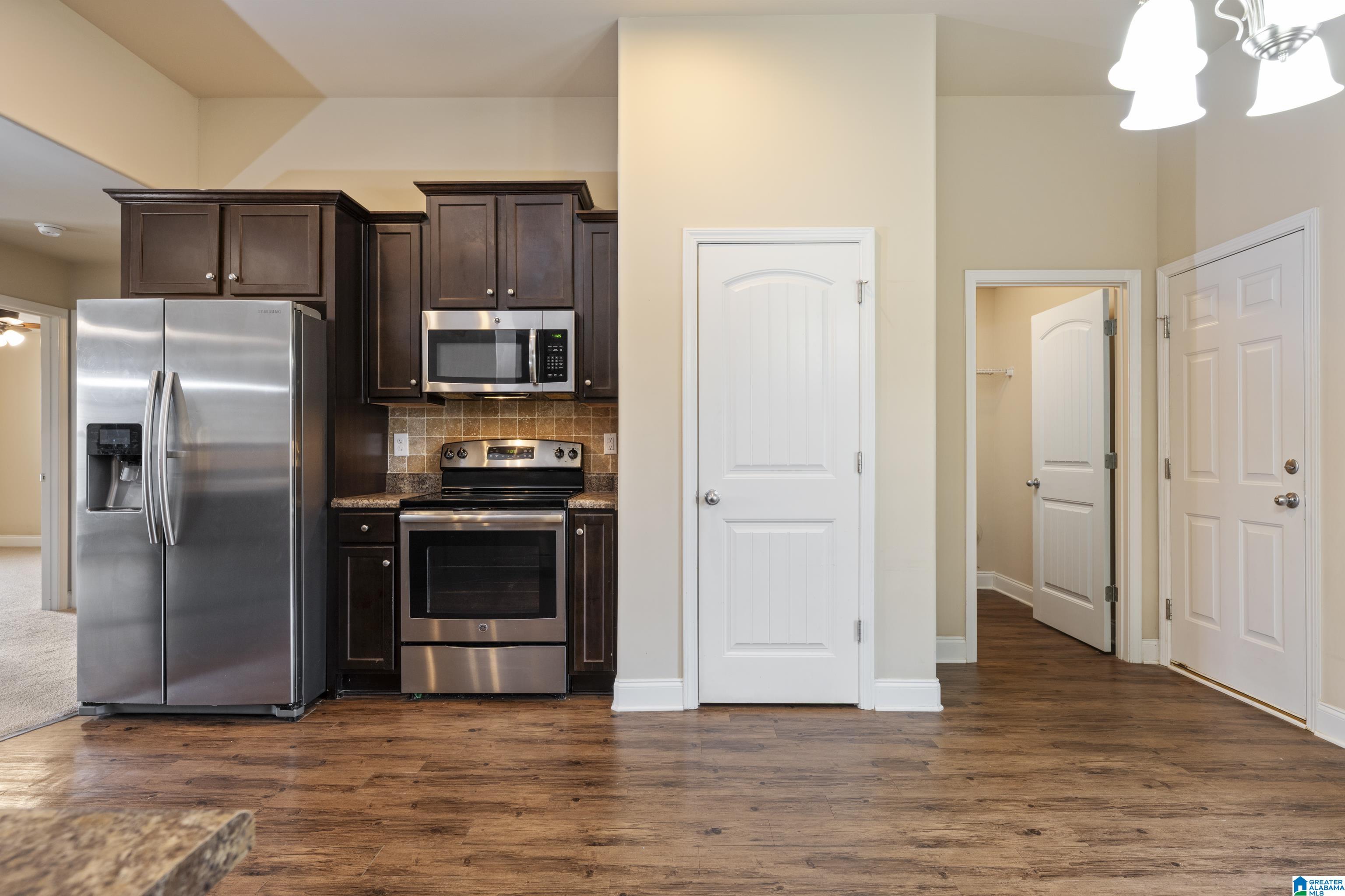 105 RIVER CREST LANE