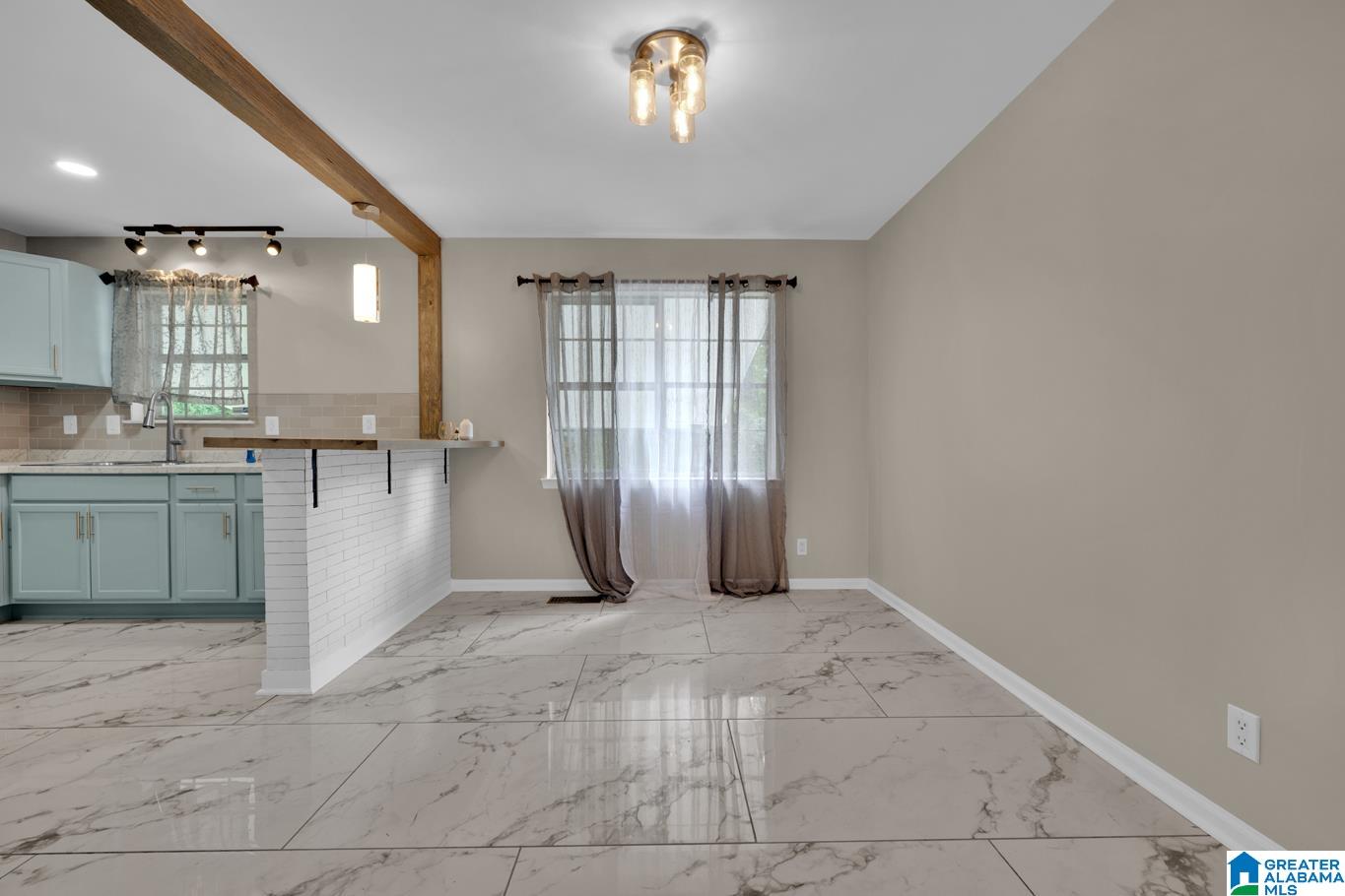 701 COUNTRY CLUB TRAIL