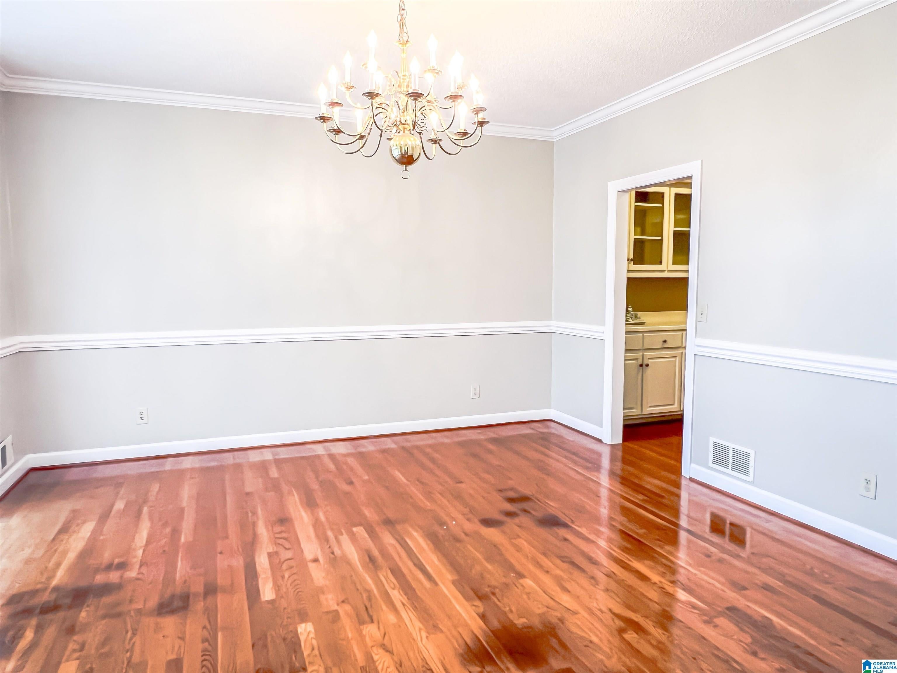 714 HILLYER HIGH ROAD