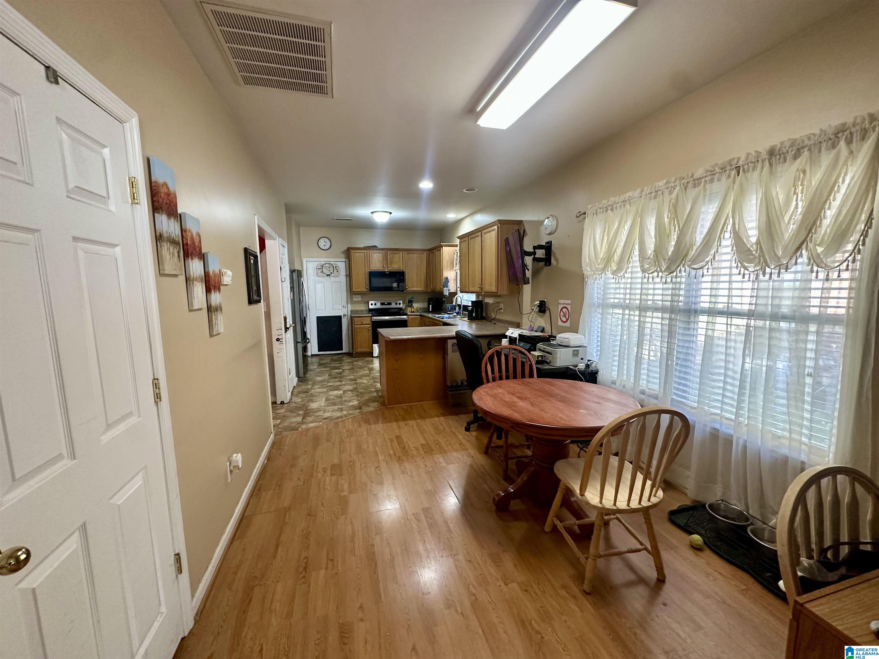 14 COTTAGE CROSSINGS