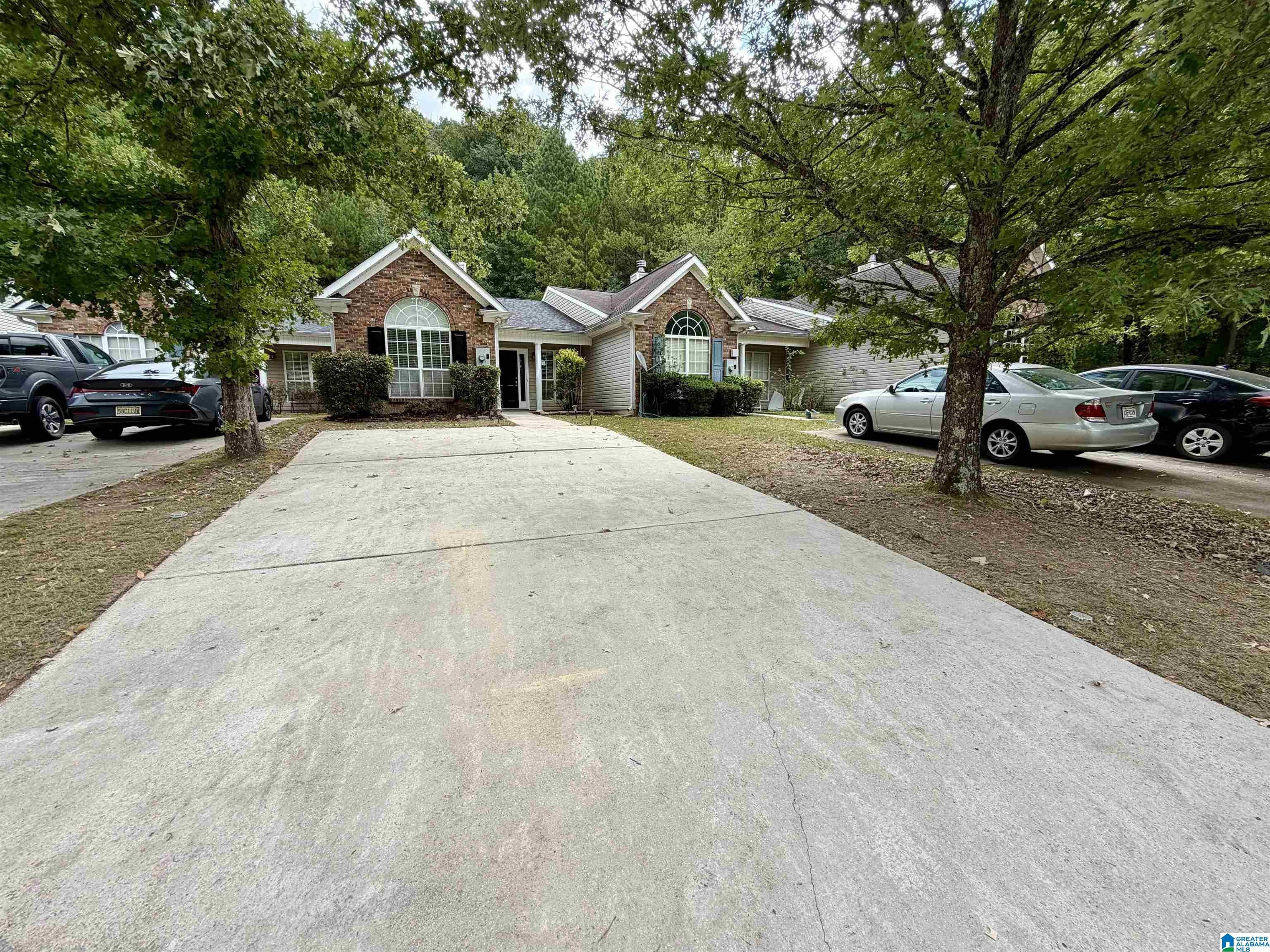 404 MIDRIDGE LANE