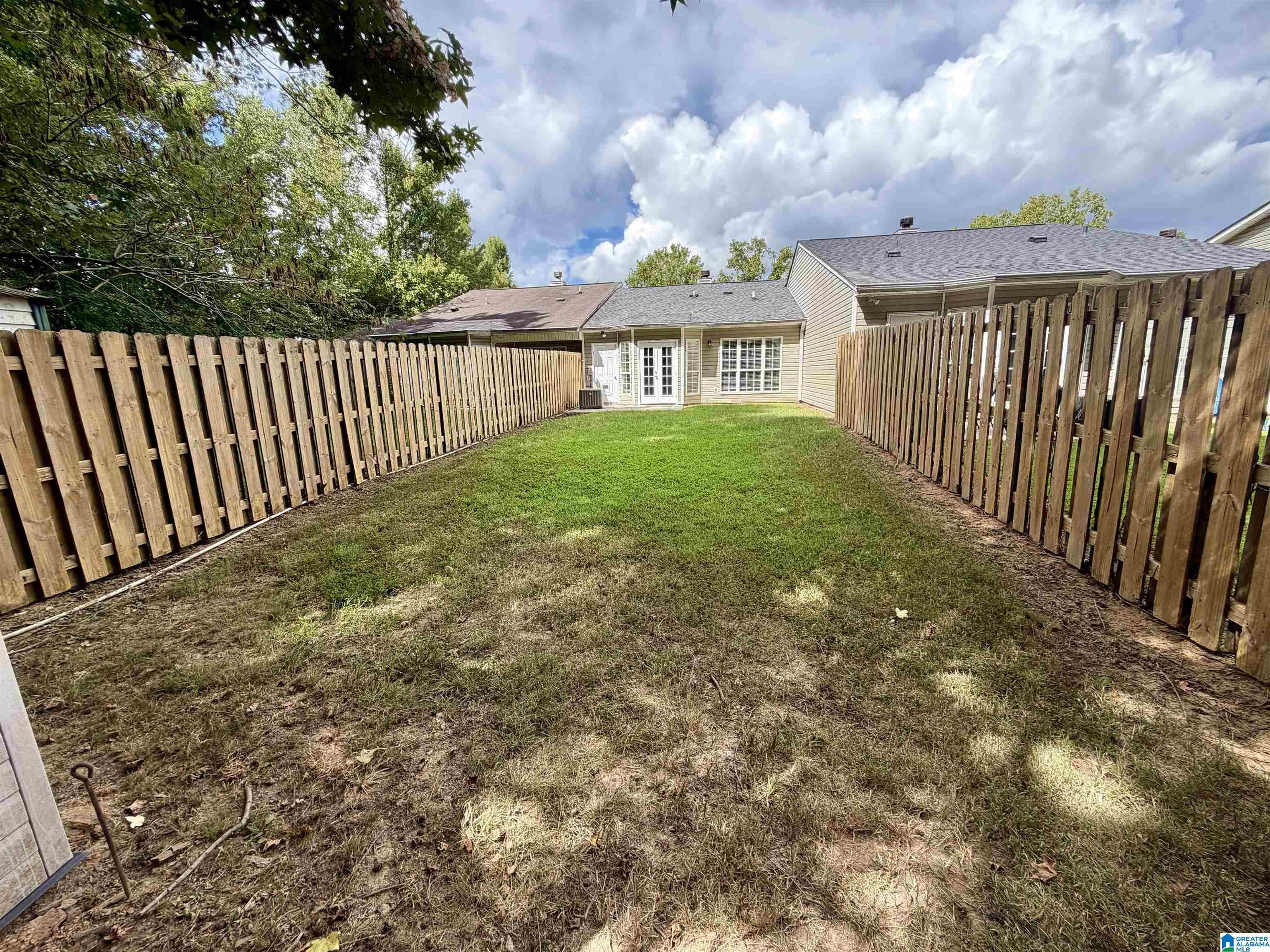 404 MIDRIDGE LANE