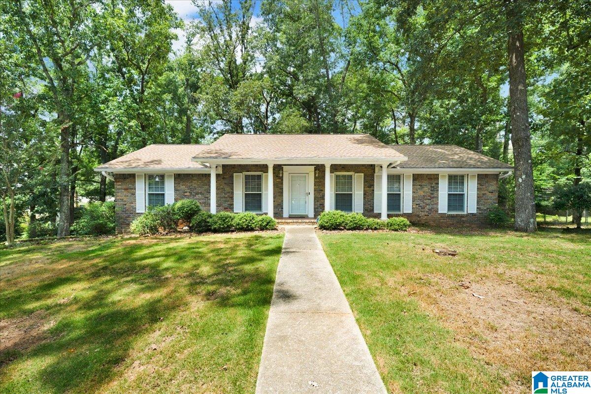 Photo 1 of 31 — 1224 OLD OAK CIRCLE, BIRMINGHAM, AL 35235