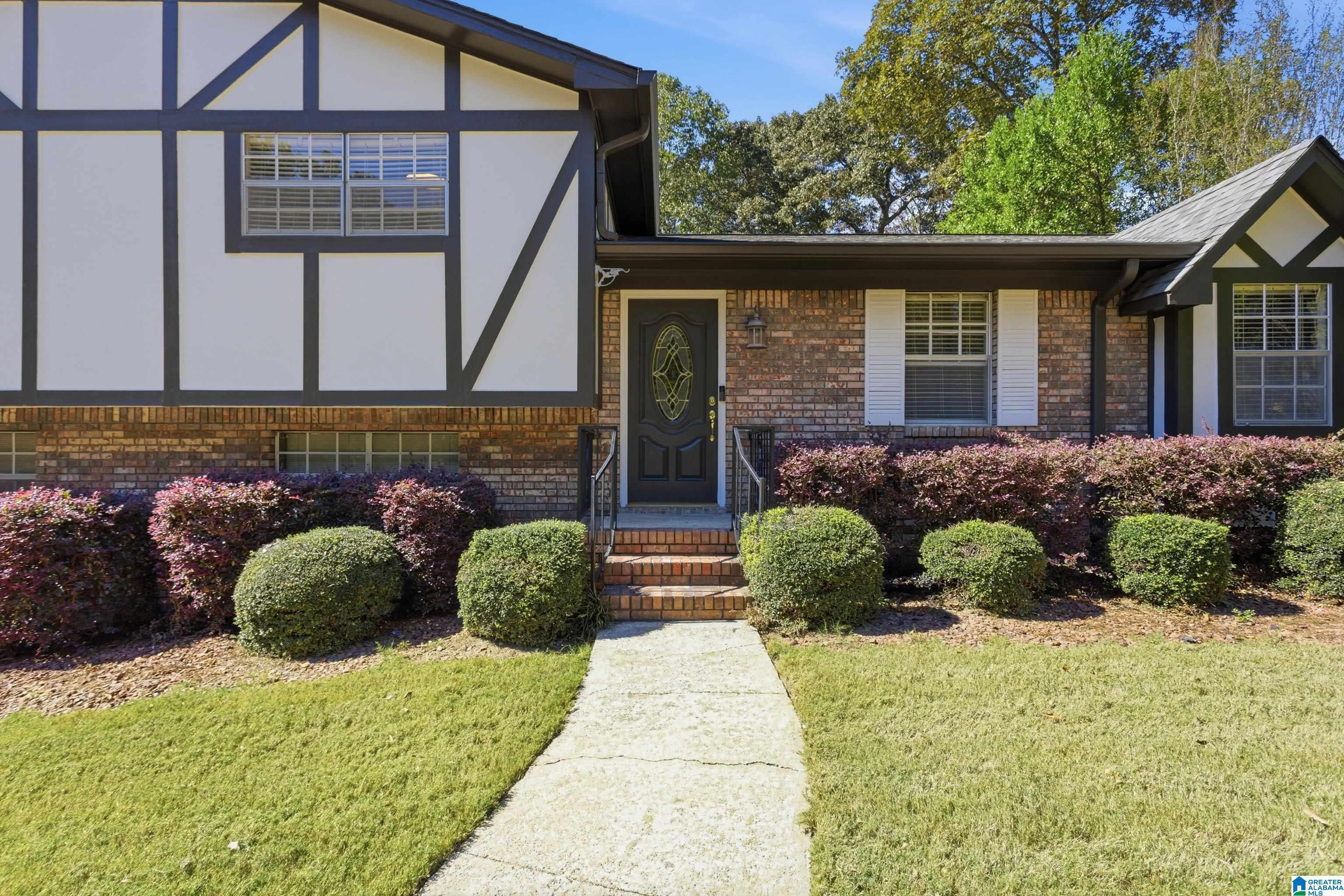 5334 PINECREST DRIVE