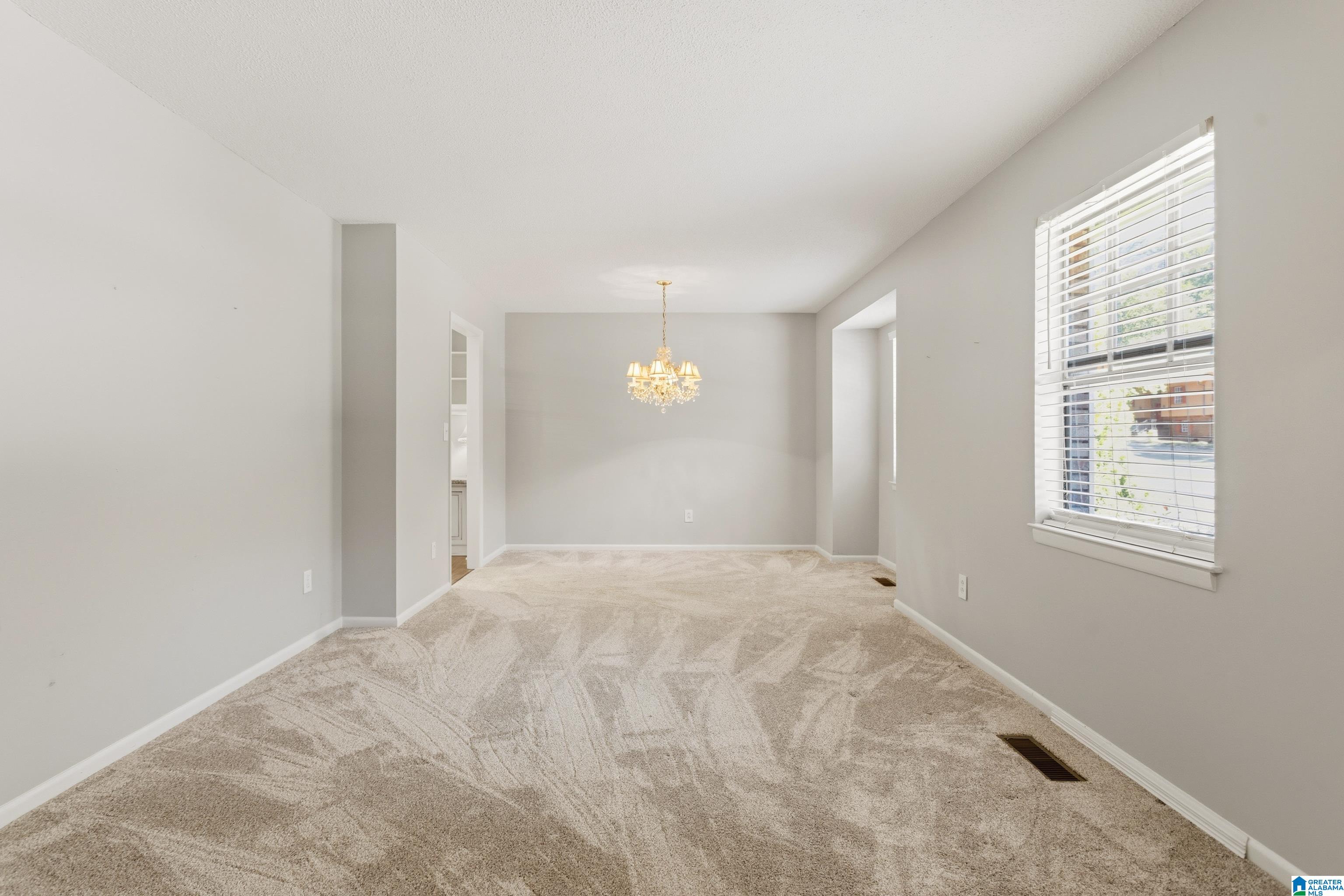 5334 PINECREST DRIVE