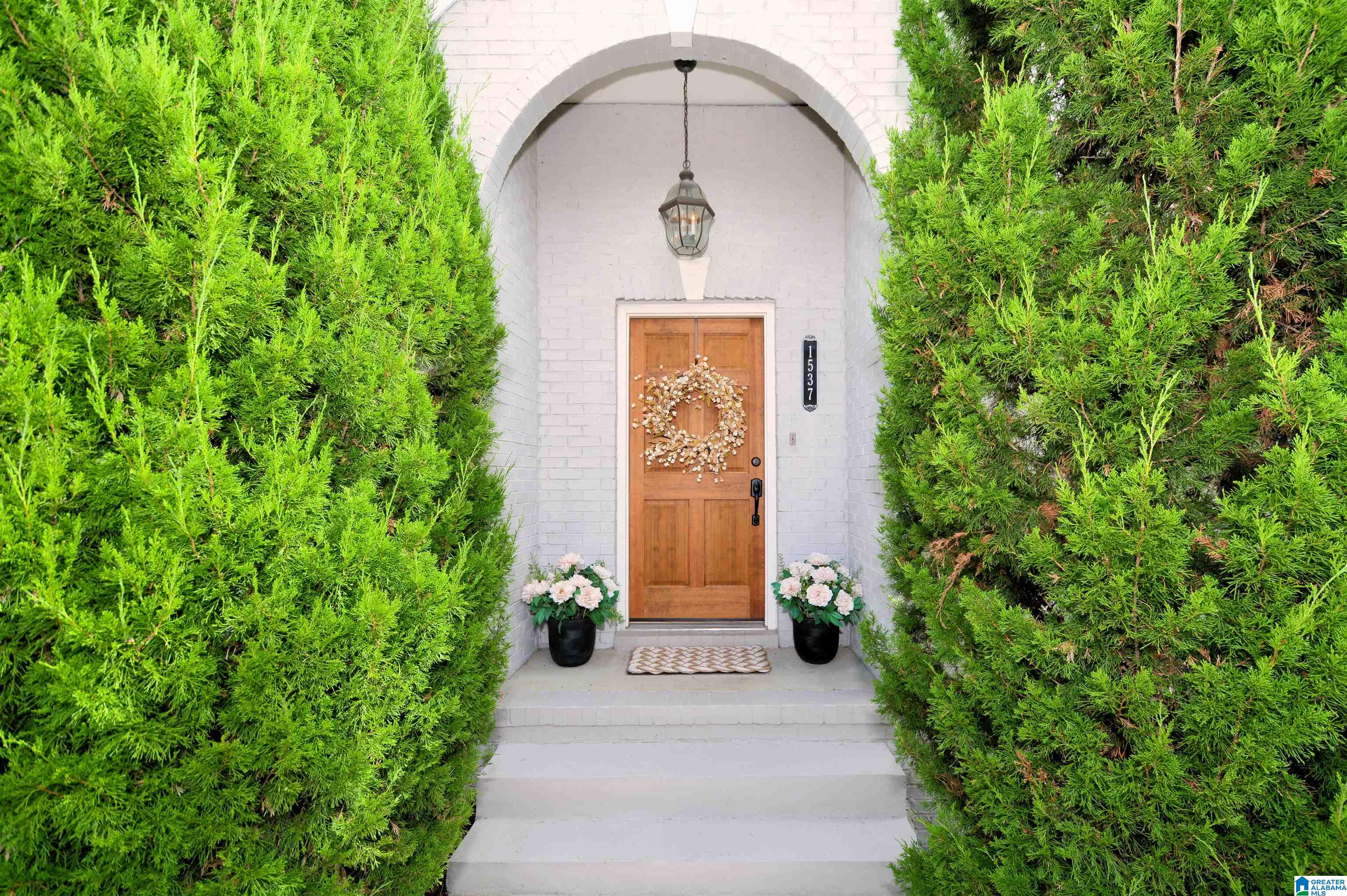1537 BENT RIVER CIRCLE