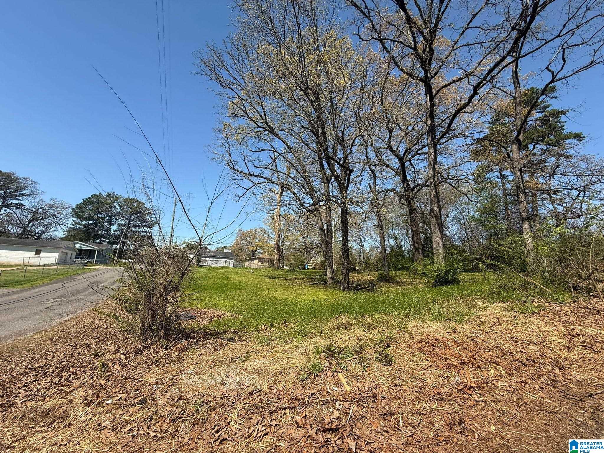 Photo 1 of 6 — 432 WESTFIELD DRIVE 1, FAIRFIELD, AL 35064