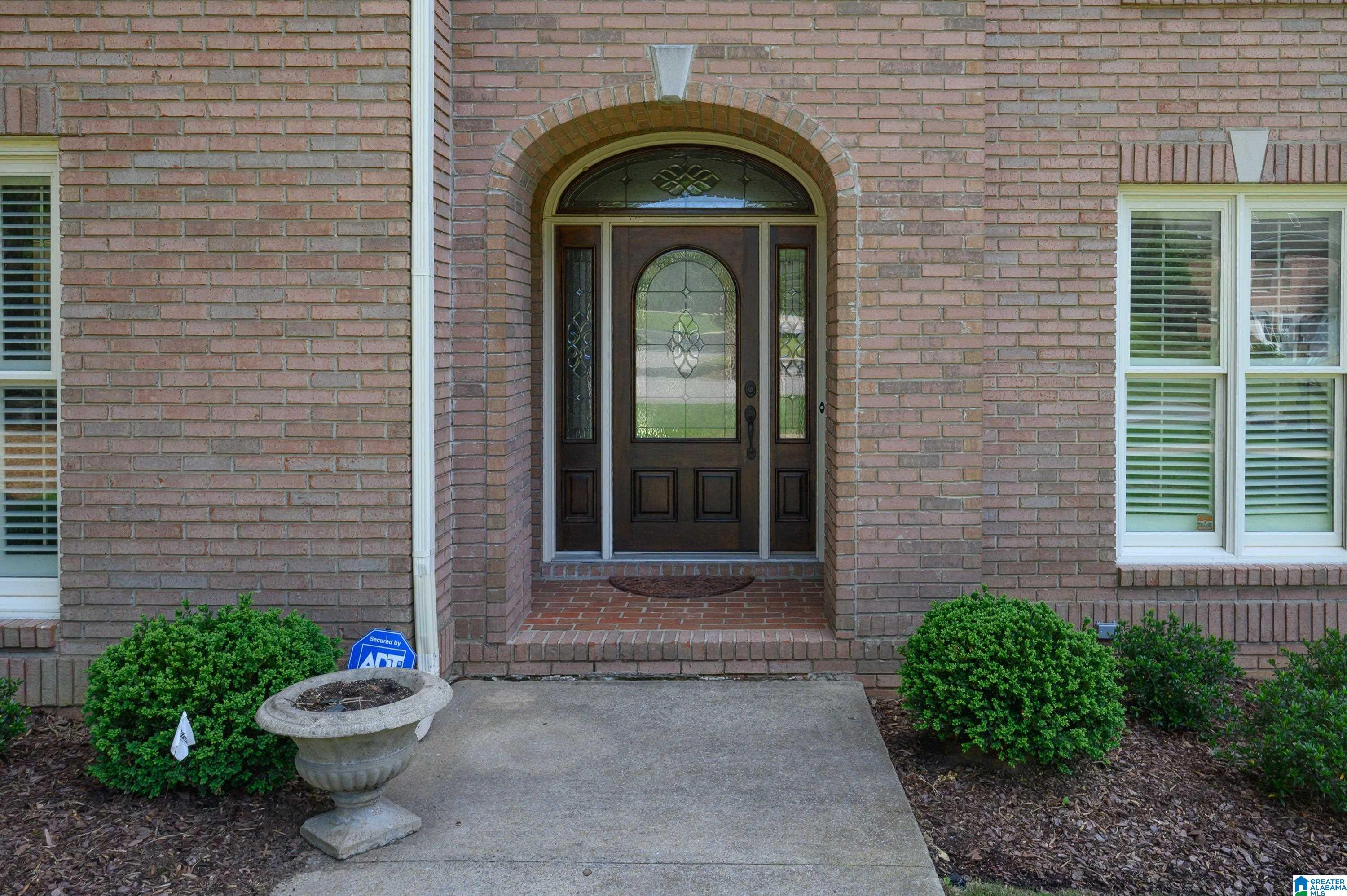 1525 WINGFIELD COURT