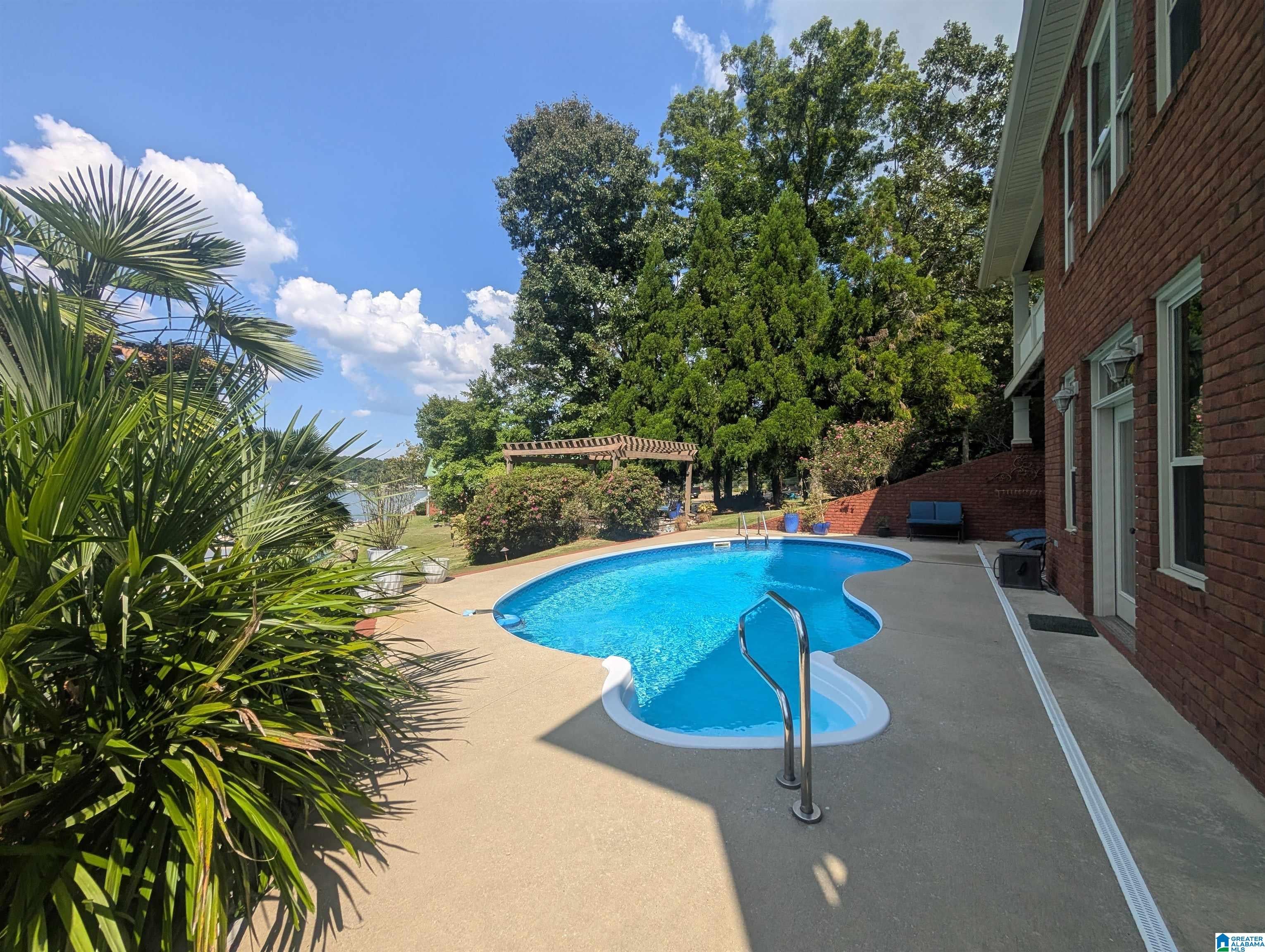 130 SUNSET COVE