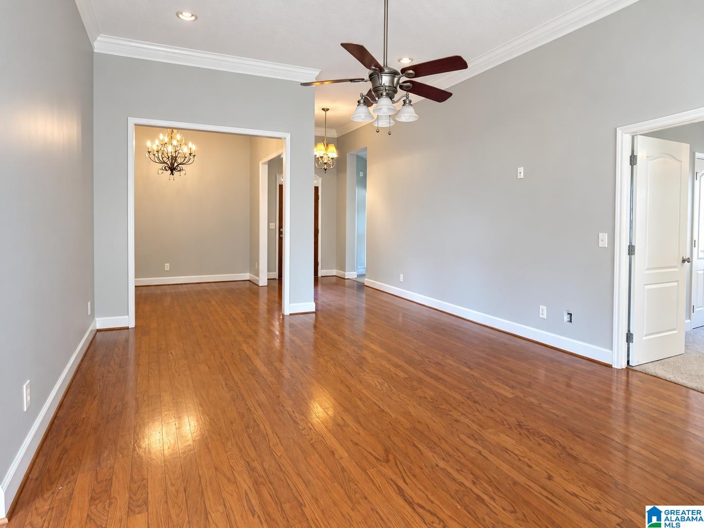 5421 MOORES CIRCLE