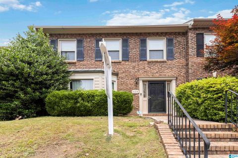 608 MOUNTAIN LAUREL COURT HOOVER AL 35244