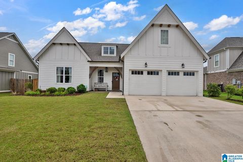 7815 RALEIGH DRIVE TRUSSVILLE AL 35173
