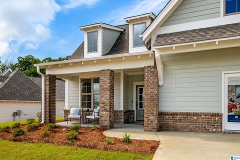 Photo of 7000 Chelsea Park Bend, CHELSEA, AL 35043 (MLS # 21464823)