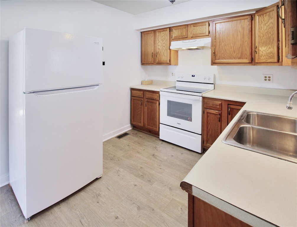 108 Montrose Turnpike, Owego, New York image 11
