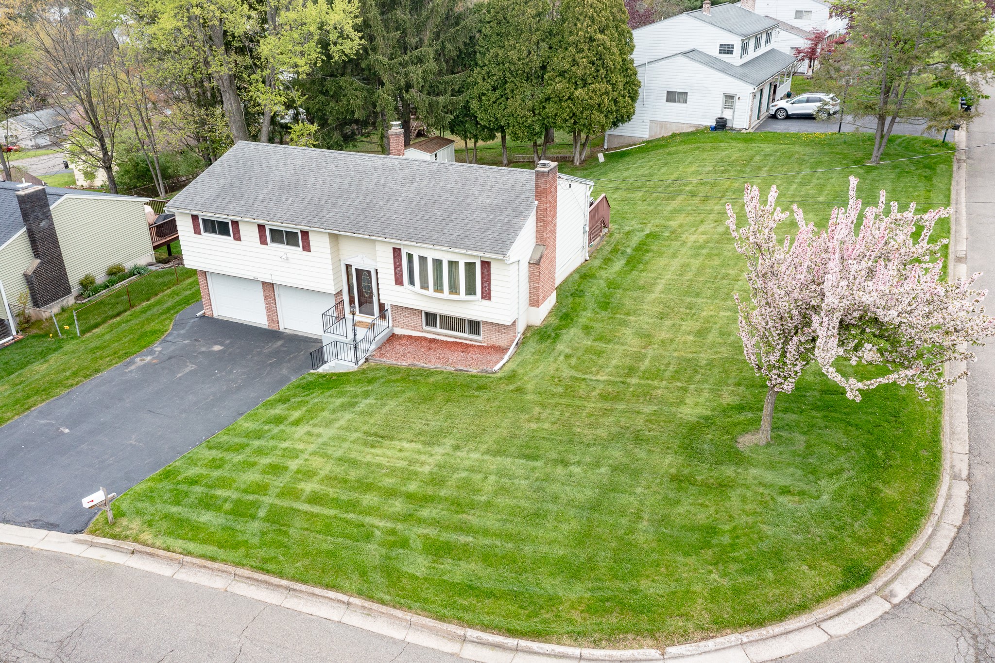 1009 Baylor Drive