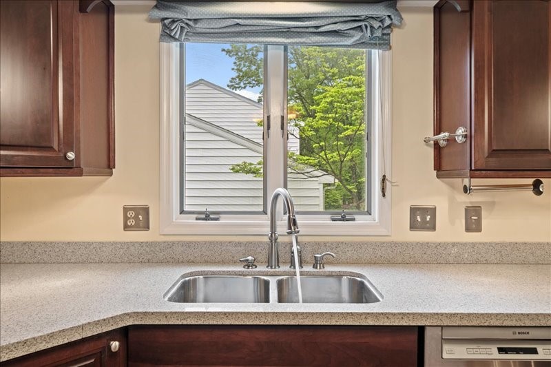2508 Bayberry Lane, Vestal, New York image 10