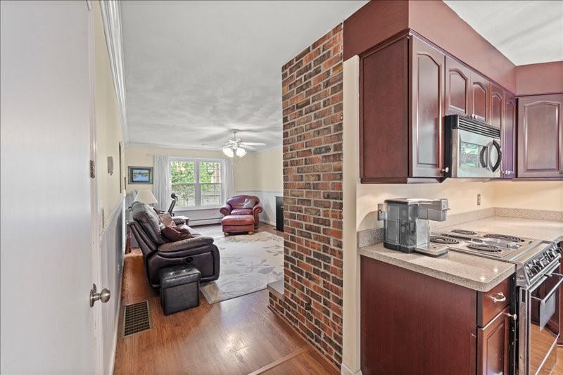 2508 Bayberry Lane, Vestal, New York image 22