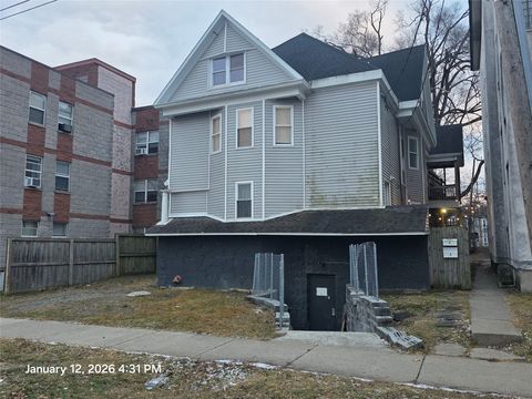 Apartment For Sale - 92 Henry Street<br/> Binghamton, NY 13901
