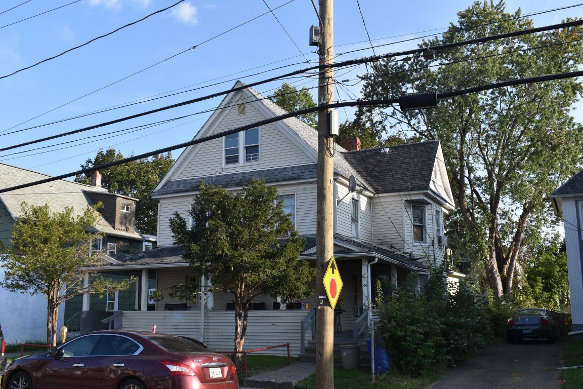 1104 Monroe Street