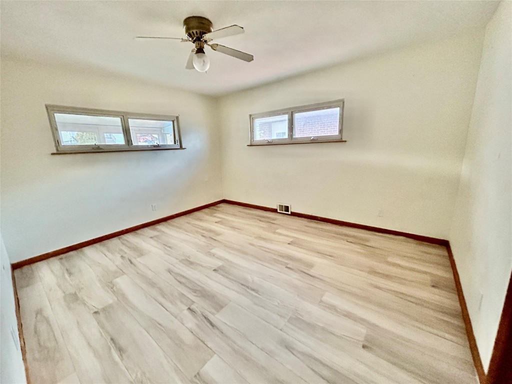 838 Milan Avenue, Endicott, New York image 20