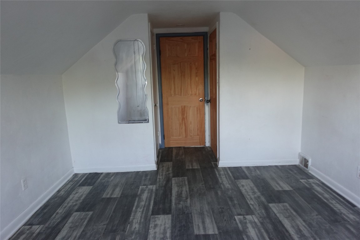 218 Saint Charles Street, Johnson City, New York image 19