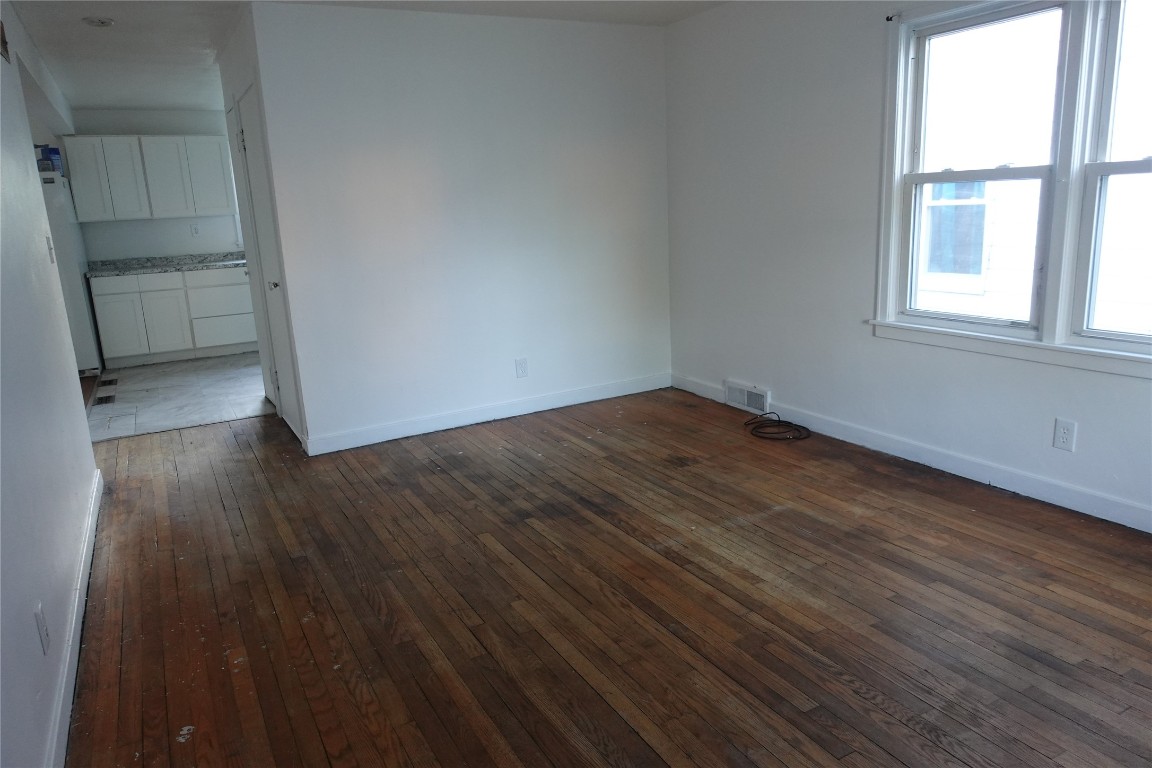 218 Saint Charles Street, Johnson City, New York image 12