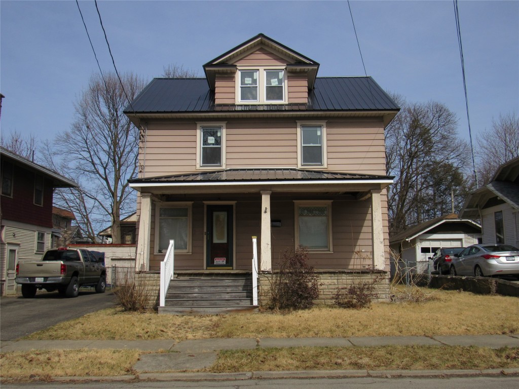 409 S Mckinley Avenue, Endicott, New York image 1