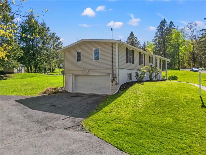 26 Winding Lane, Vestal, New York image 40